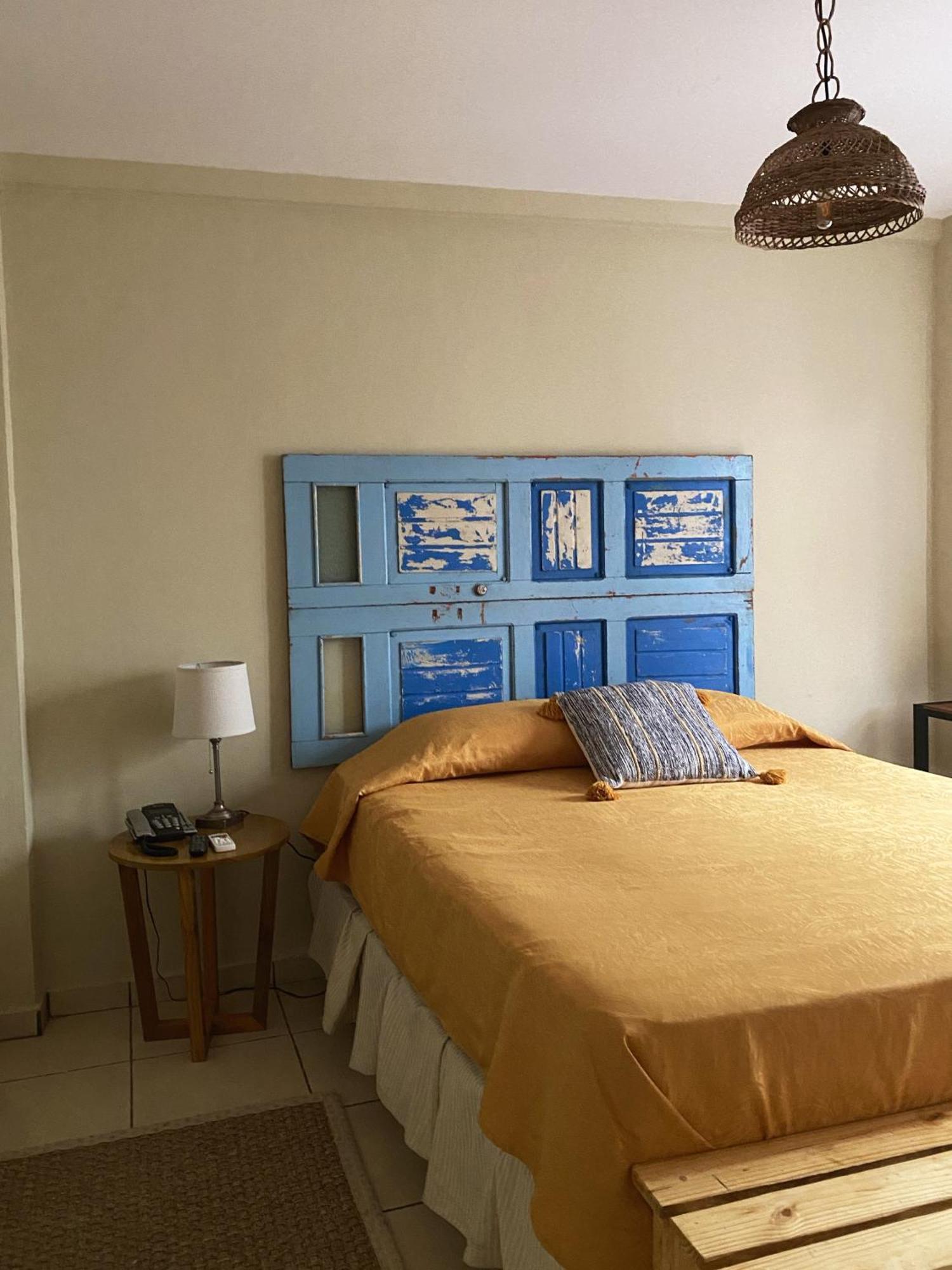 Hotel Andoria San Salvador Bagian luar foto