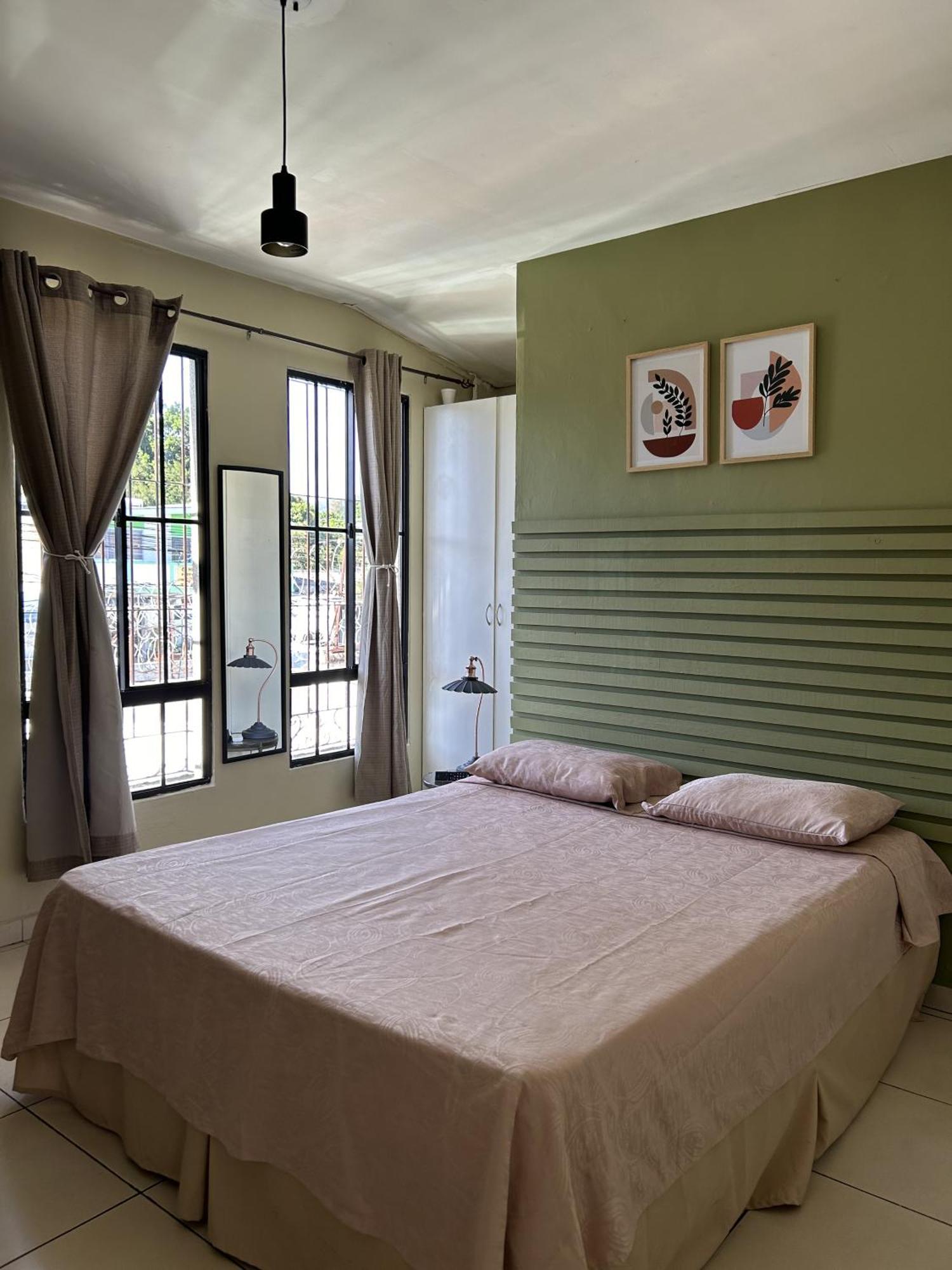 Hotel Andoria San Salvador Bagian luar foto