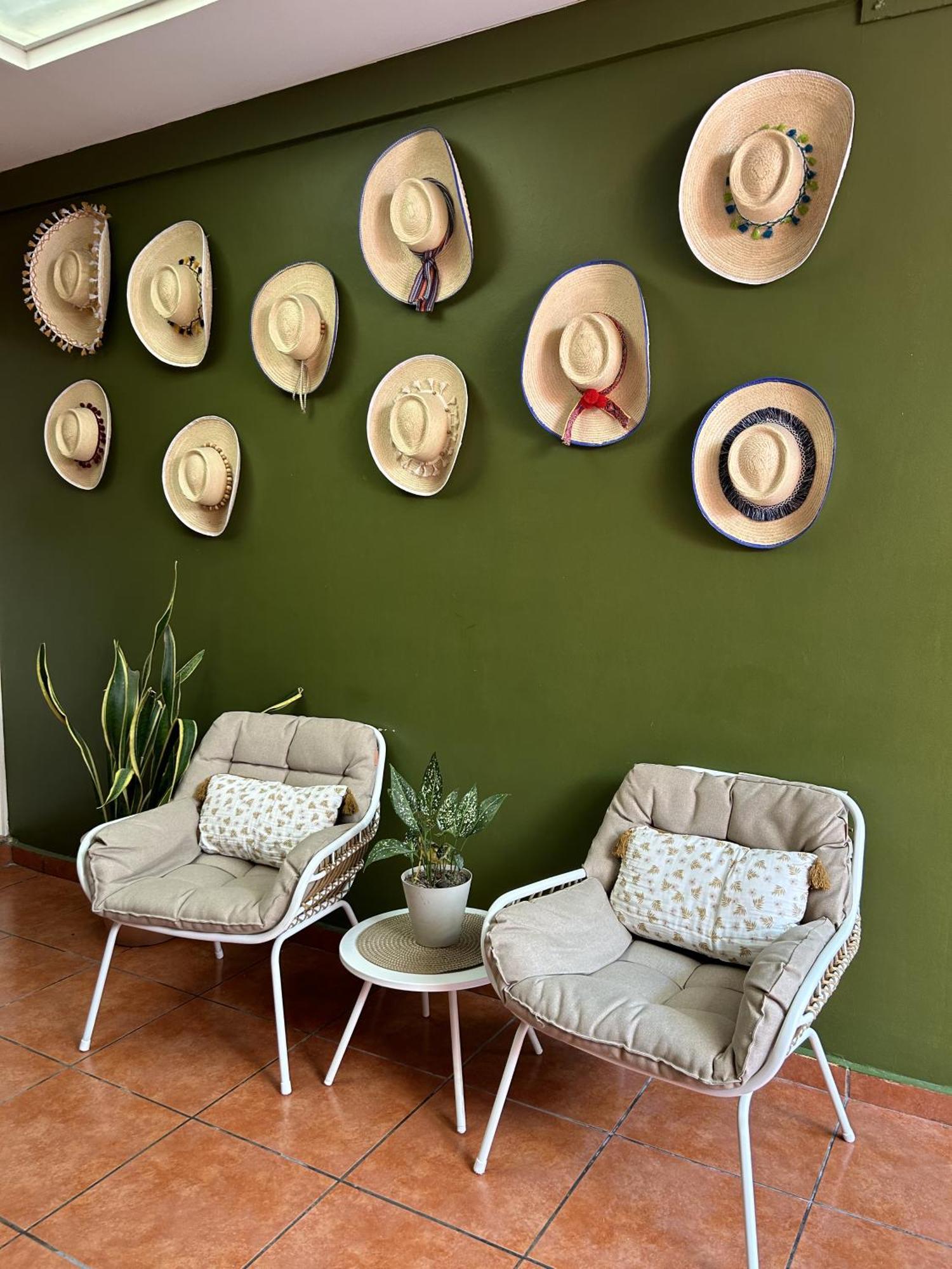 Hotel Andoria San Salvador Bagian luar foto